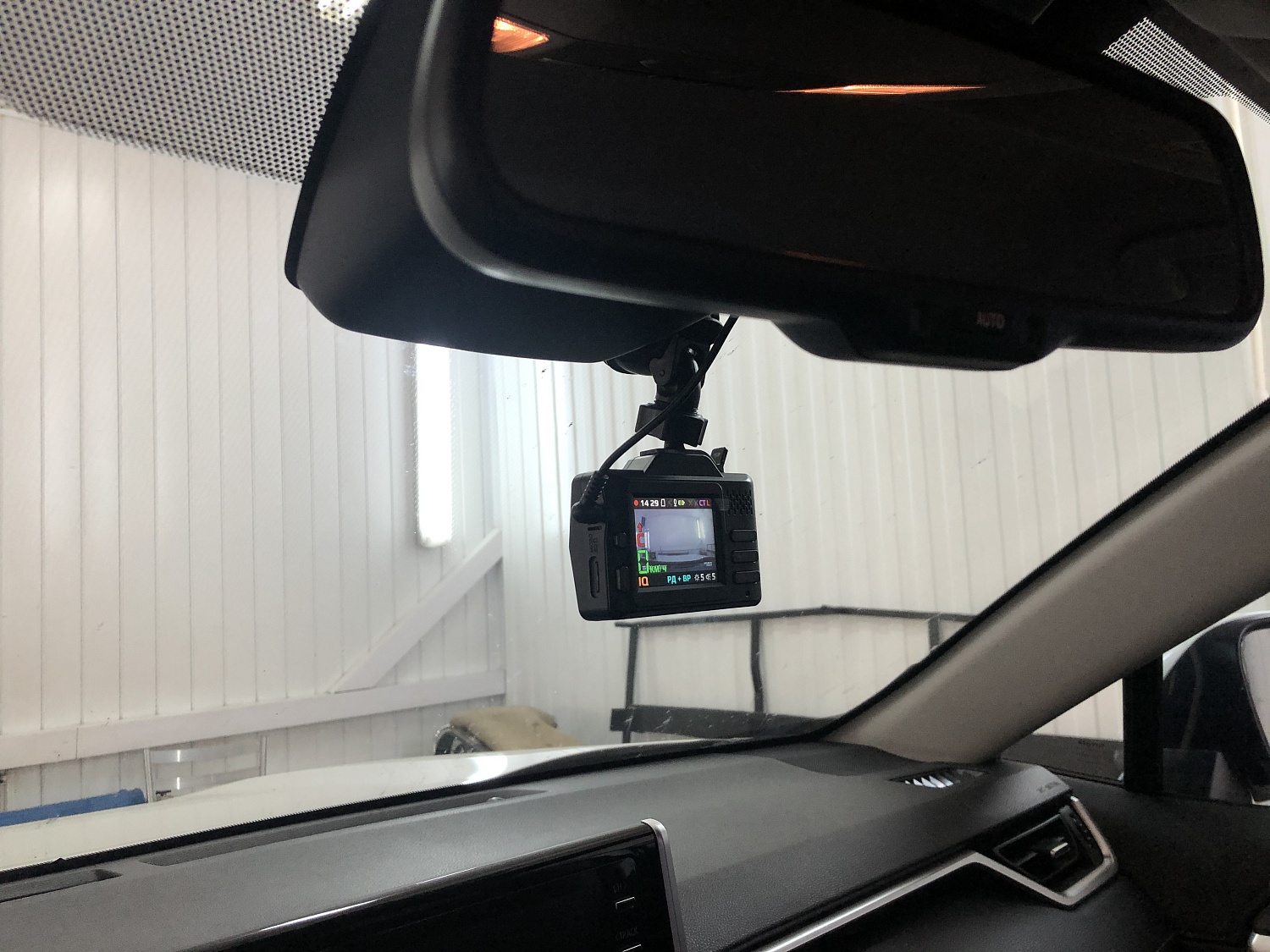 Toyota RAV4 / 2022 / Монтаж Pandora + Webasto